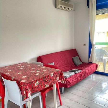 Grazioso Appartamento N 76 A 100Mt Dal Mare Bibione Exterior foto