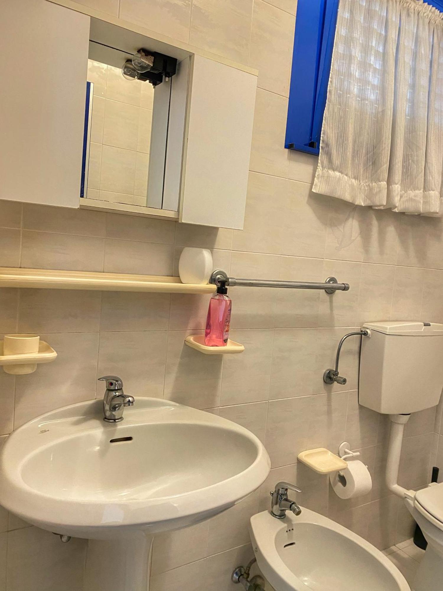 Grazioso Appartamento N 76 A 100Mt Dal Mare Bibione Exterior foto
