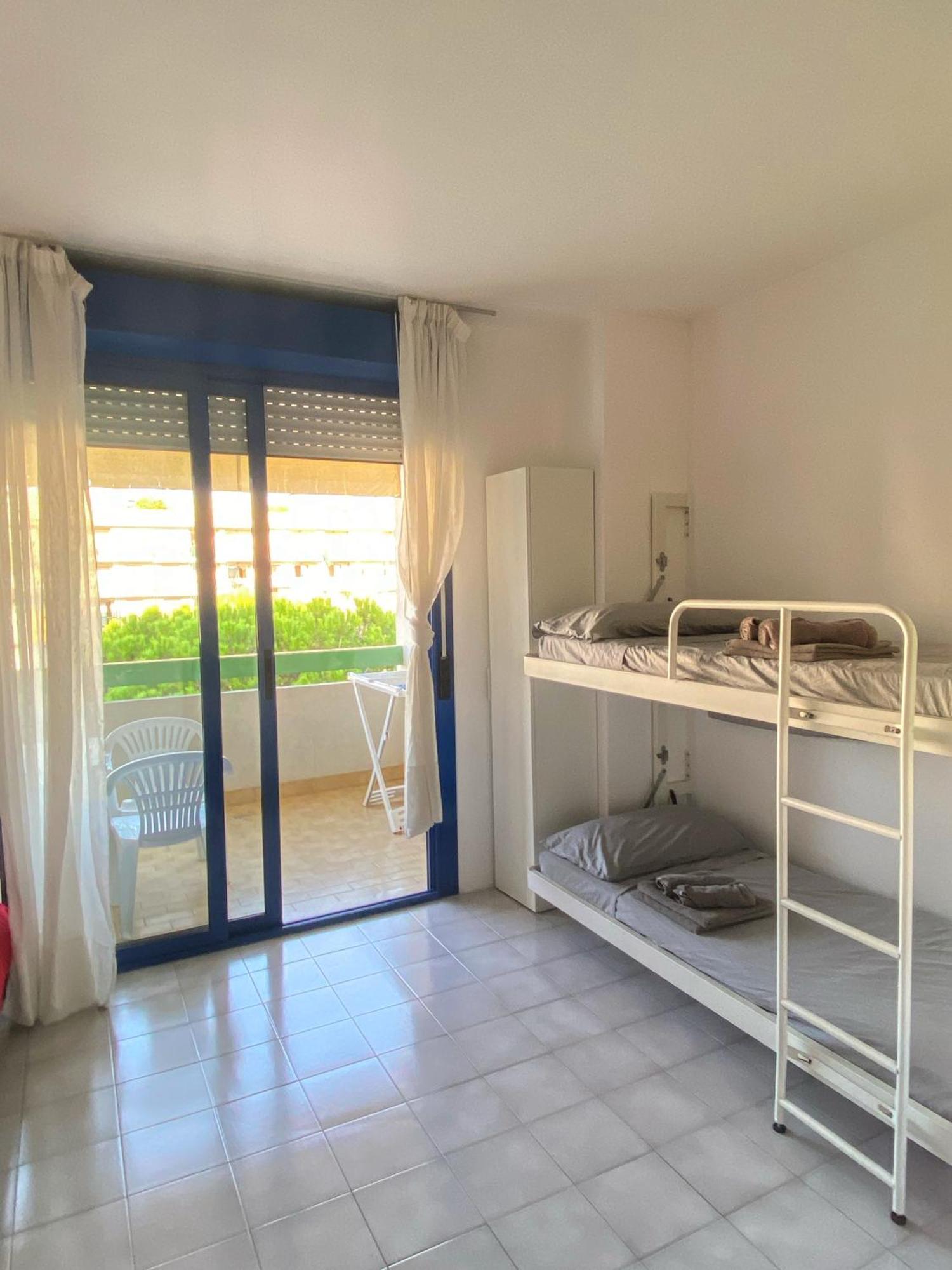 Grazioso Appartamento N 76 A 100Mt Dal Mare Bibione Exterior foto